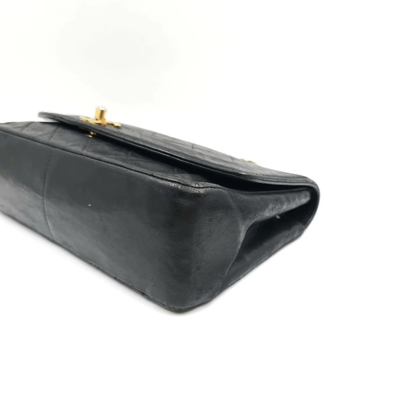 Sale!CHANEL Diana Flap Bag Lambskin Medium Size - Picture 8 of 16